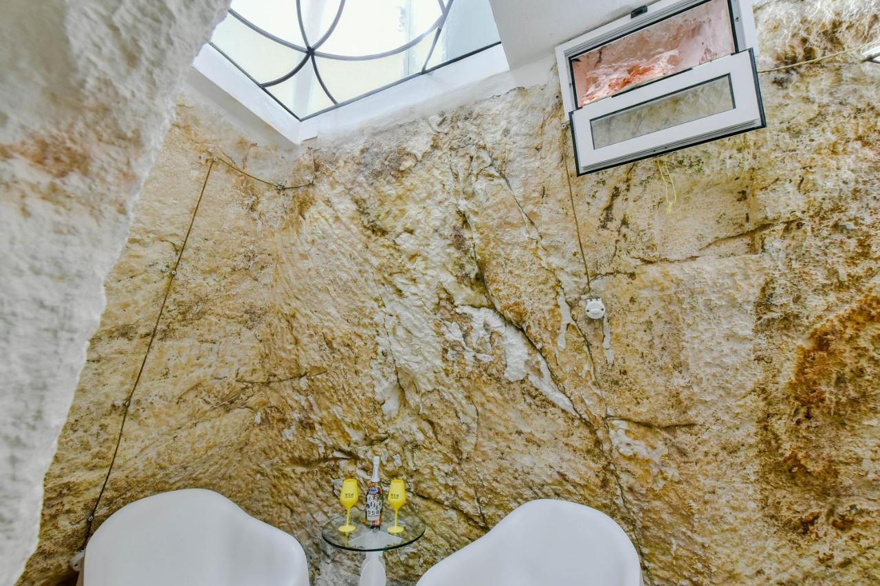Grotta Antigone - 3Min Dal Centro Storico Lägenhet Ostuni Exteriör bild